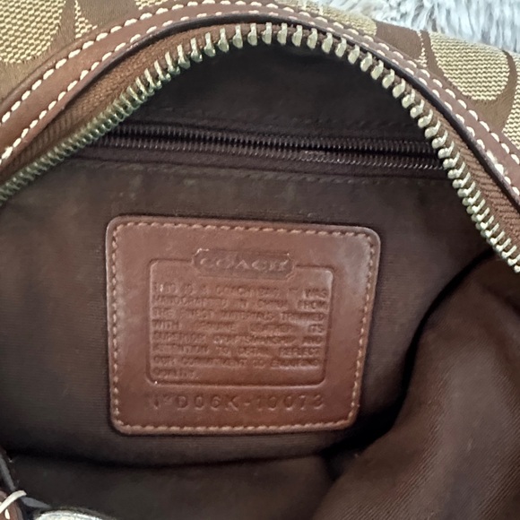 Bundle - Coach Tan and Brown Signature Bag with Wristlet - Picture 3 of 4
